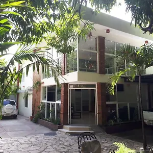 hotel-alcaldeza-garden-house-maria-guadalupe.comcaribbean.com/