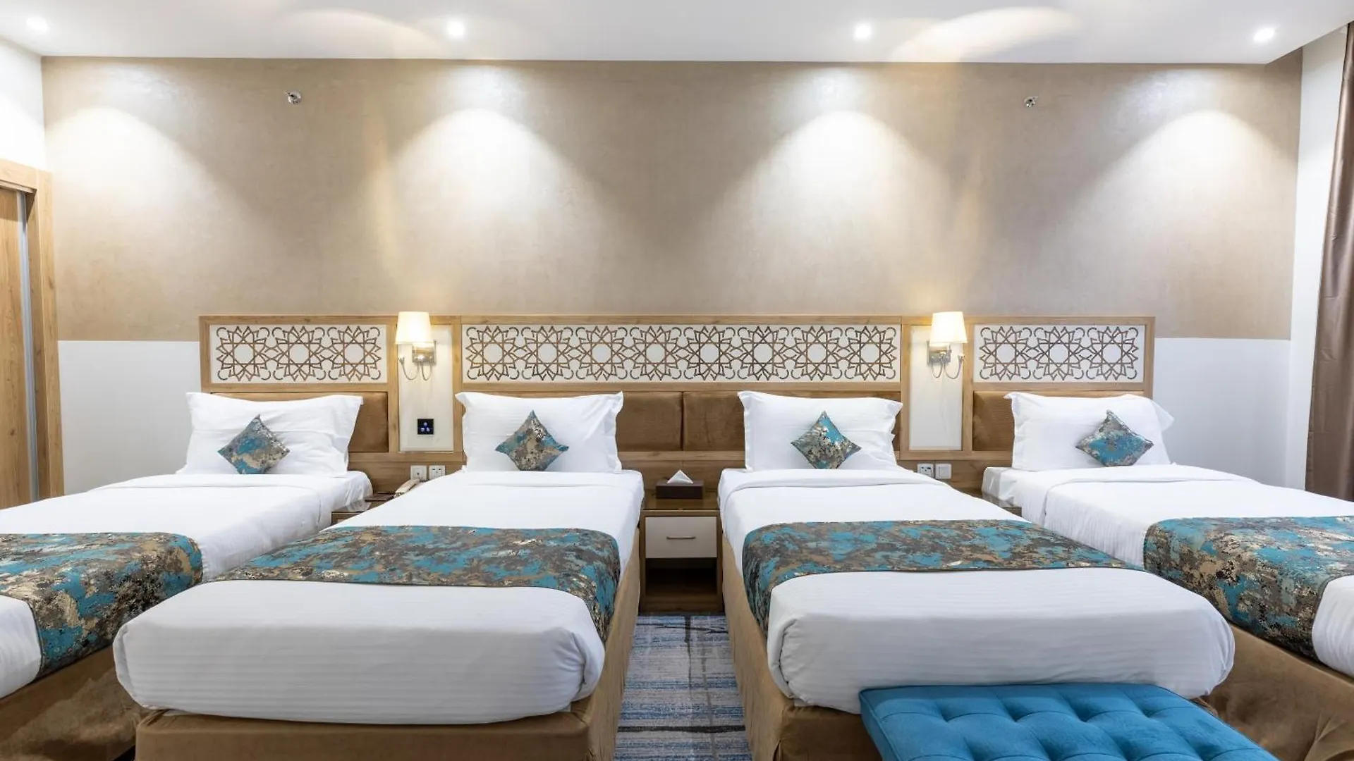 ****  فندق وأجنحة تايم ربا مكة المملكة العربية السعودية